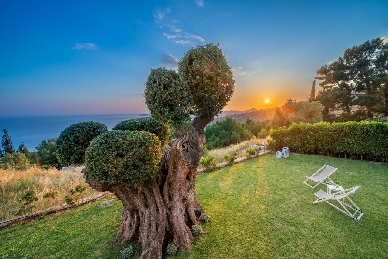 Lourdas Bay View Simotata Luaran gambar