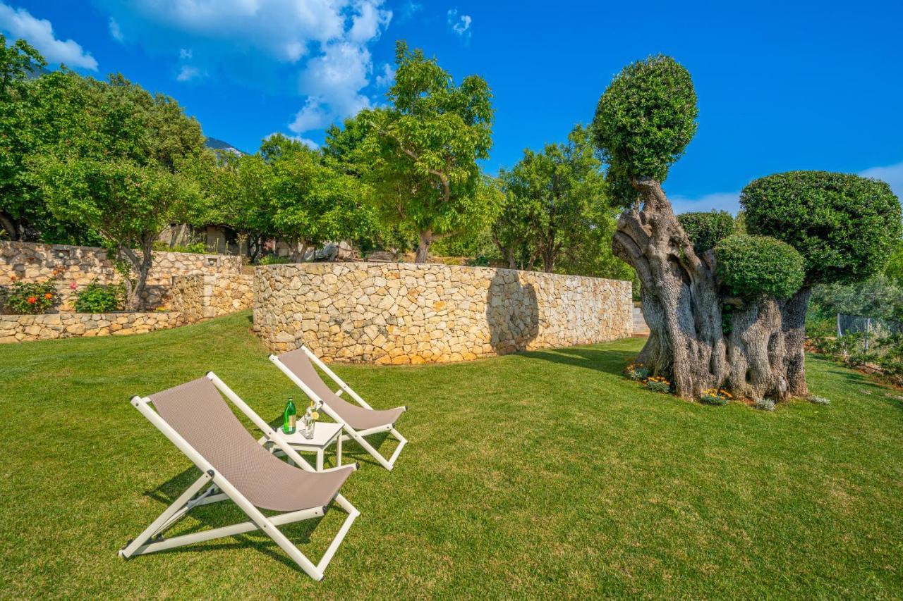 Lourdas Bay View Simotata Luaran gambar